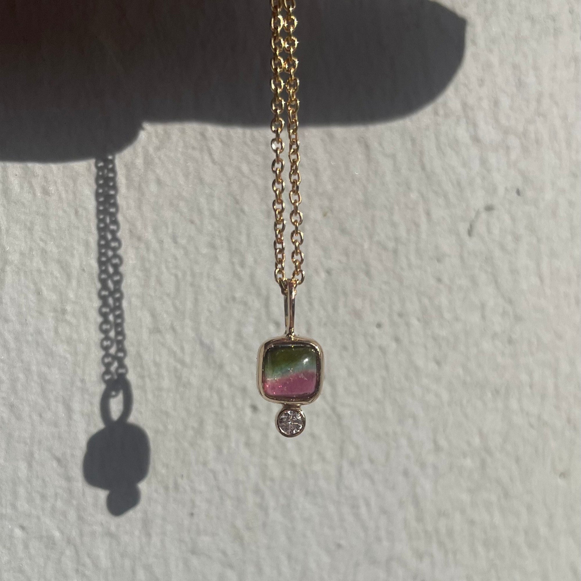 Handsmíðað gull hálsmen með demanti og túrmalín